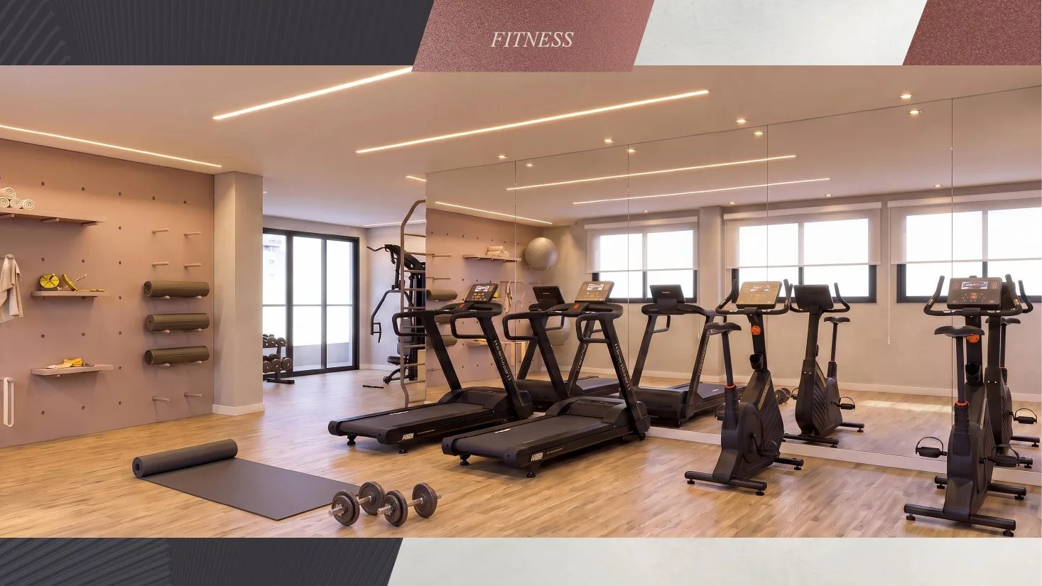 Espaço fitness do Casa Sigaud, com esteiras e bicicletas